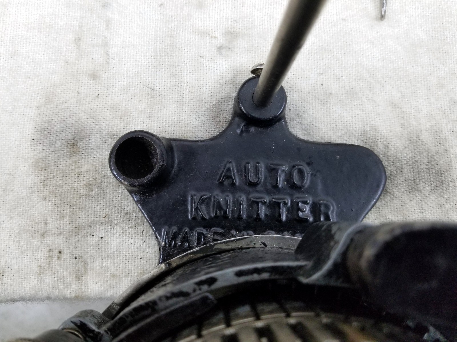 ORIGINAL AUTO-KNITTER SOCK KNITTING MACHINE 1 CYL 60 & 1 RIBBER 40 W Needles