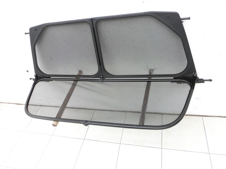 BMW 1er E88 125I 07-11 Cabrio Trennwand Abtrennung Laderaumteiler BMW 1er E88 125I 07-11 26.10.2007 6966408... Vorschau 3