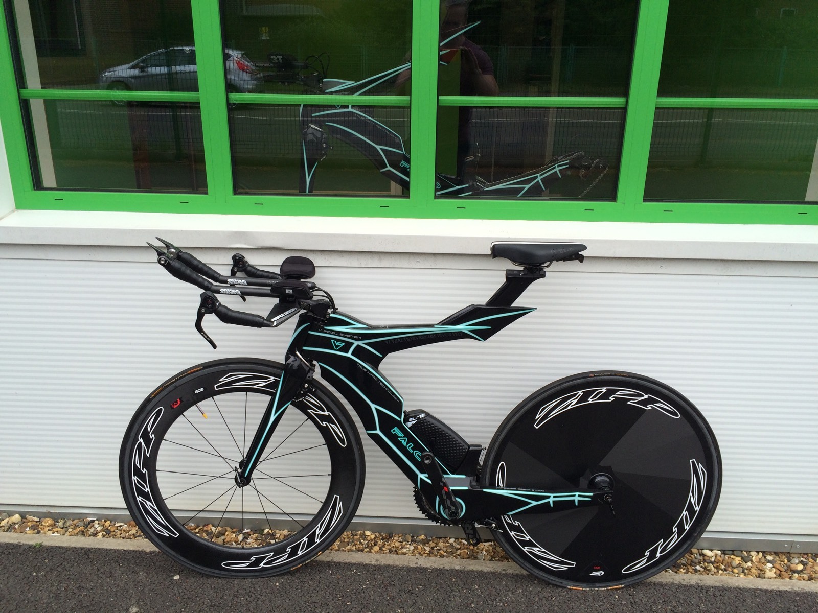 未来的なファルコV TTトライアスロンDi2（P5が止めるナイフ・バー）2200のeBay公認海外通販｜セカイモン