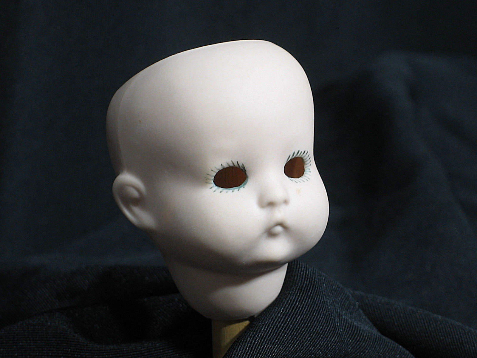 Vintage Bisque Porcelain Doll Head Germany 310 AOM Baby Child 2