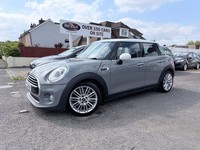 2016 MINI Hatch COOPER D [CHILI + MEDIA XL PACKS] Hatchback Diesel Manual
