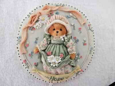 MIB Cherished Teddies Girls With Bonnets Flowers ''HOPE'' Plaque #104140 1994