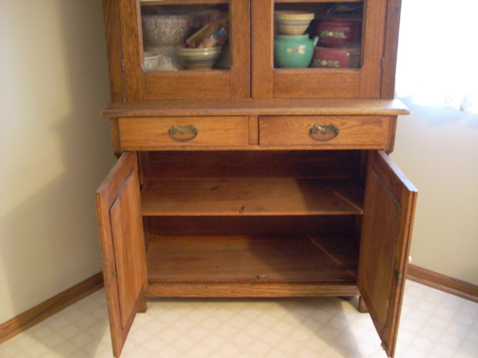 ANTIQUE OAK KITCHEN STEPBACK CABINET