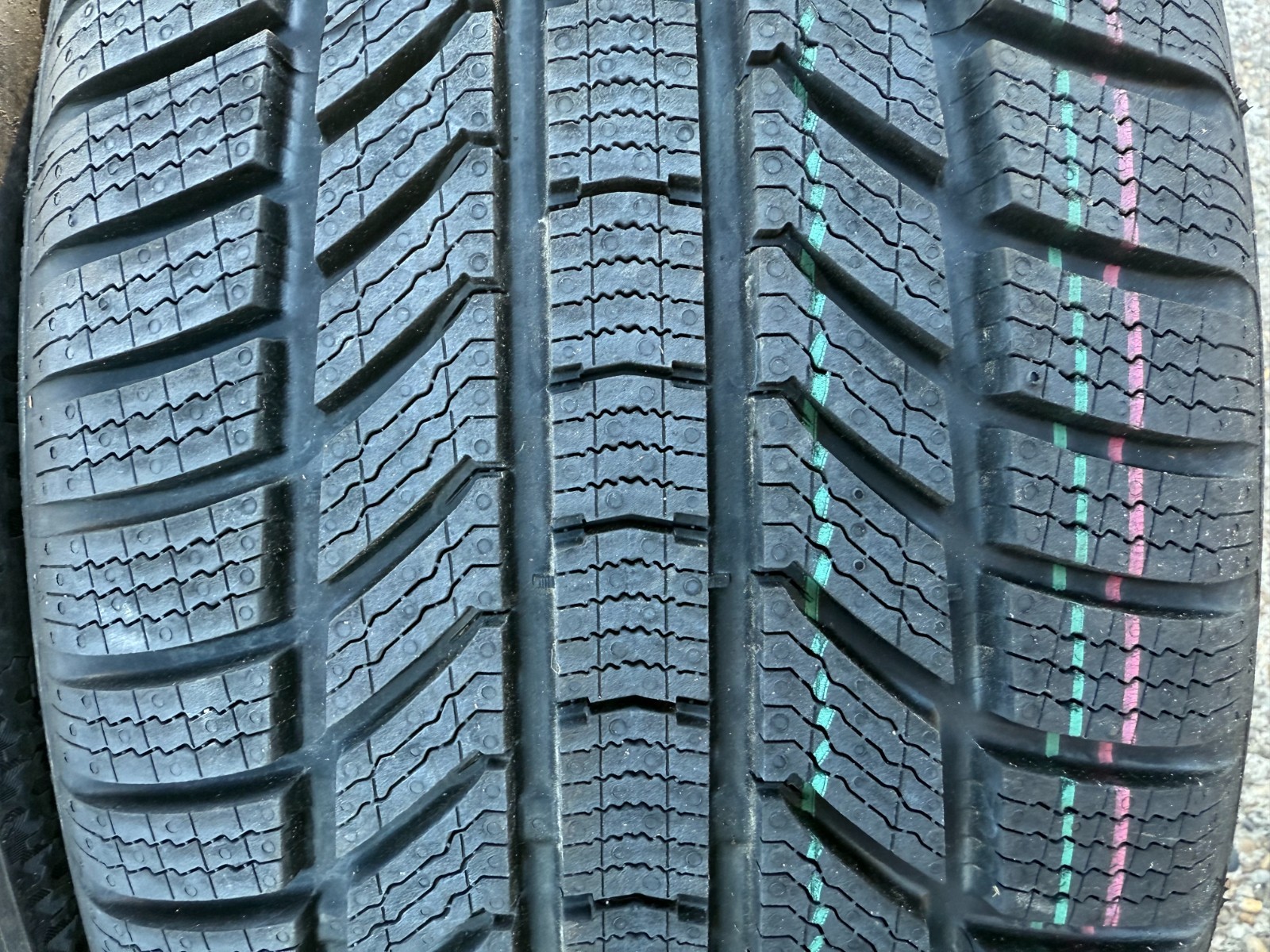 New 255 50 19 Continental, Winter, M+S, 103T, x1 Tyre (F1_tyres) YD287