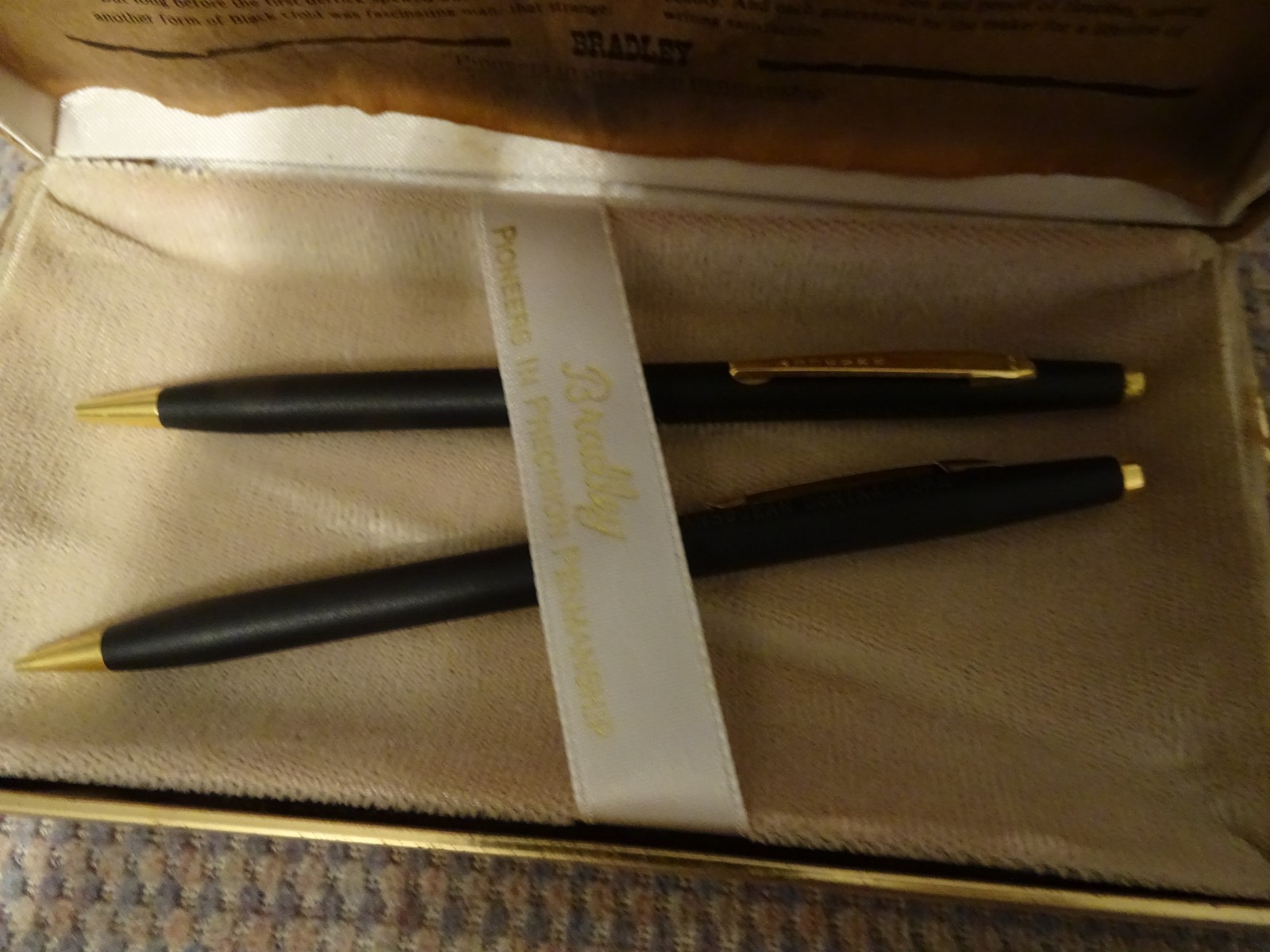 Bradley Black Gold Pen & Pencil Set-EUC-Pen needs refill
