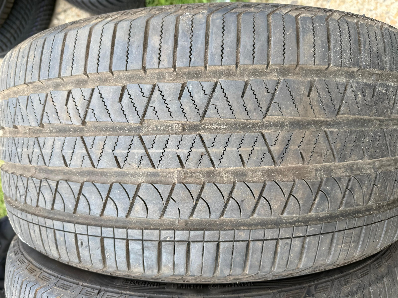 275 40 22 Continental, CC LX, XL, M+S, 108Y, x2 A Pair 6.4mm (F1_tyres) FO YD135