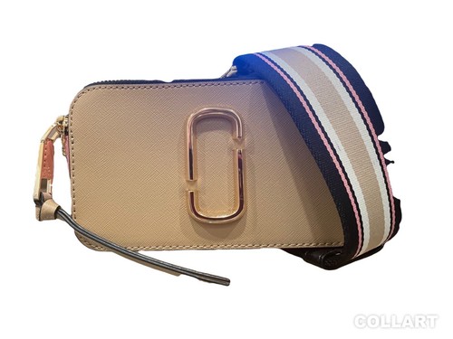 ★追跡&関税込【MARC JACOBS】UTILITY SNAPSHOT DTM TRIFOLD Marc Jacobs The Utility Snapshot | Neiman Marcus