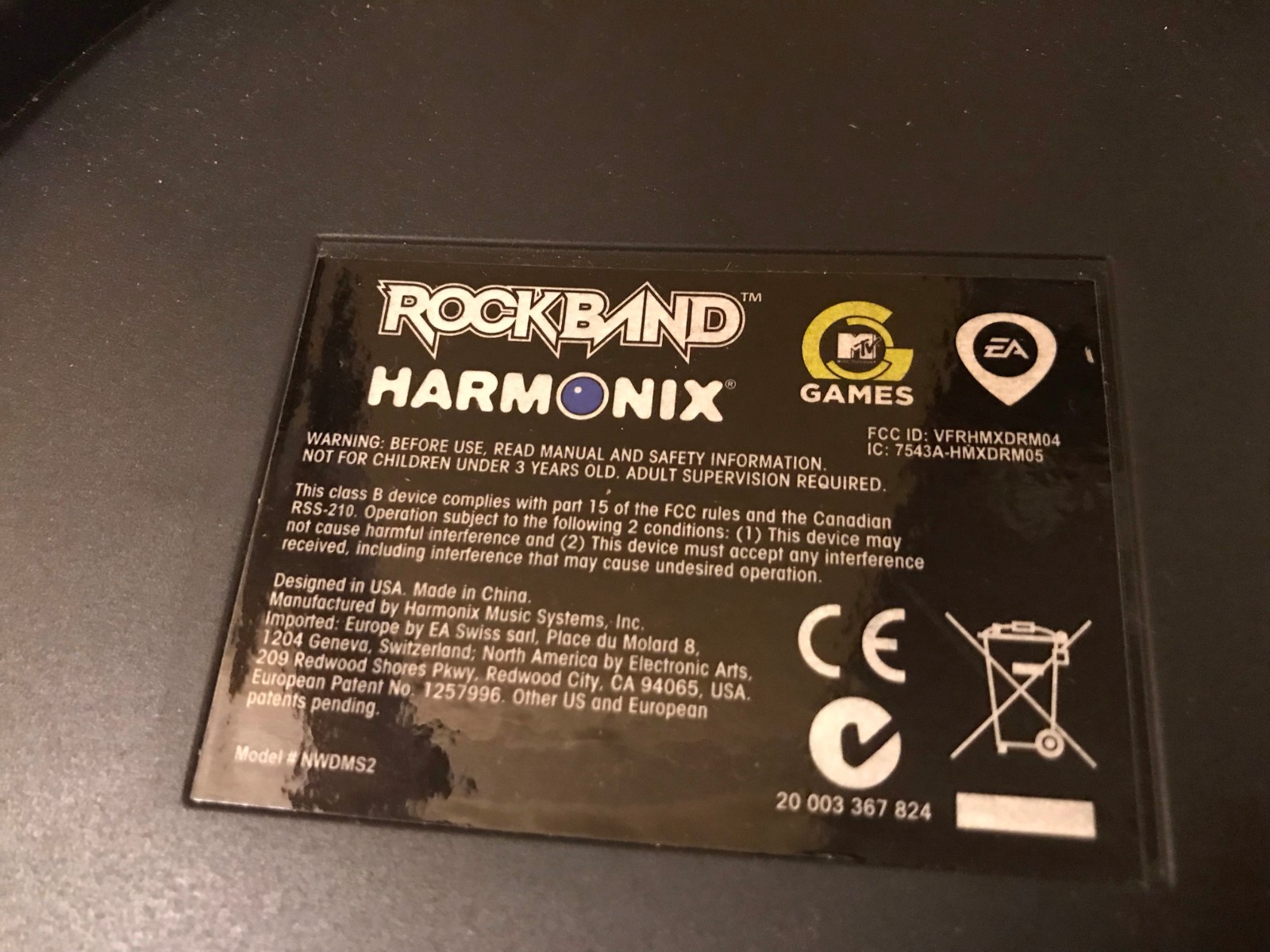 Rock Band 2 Complete Set: Drums, Guitar + Microphone for the Nintendo Wii