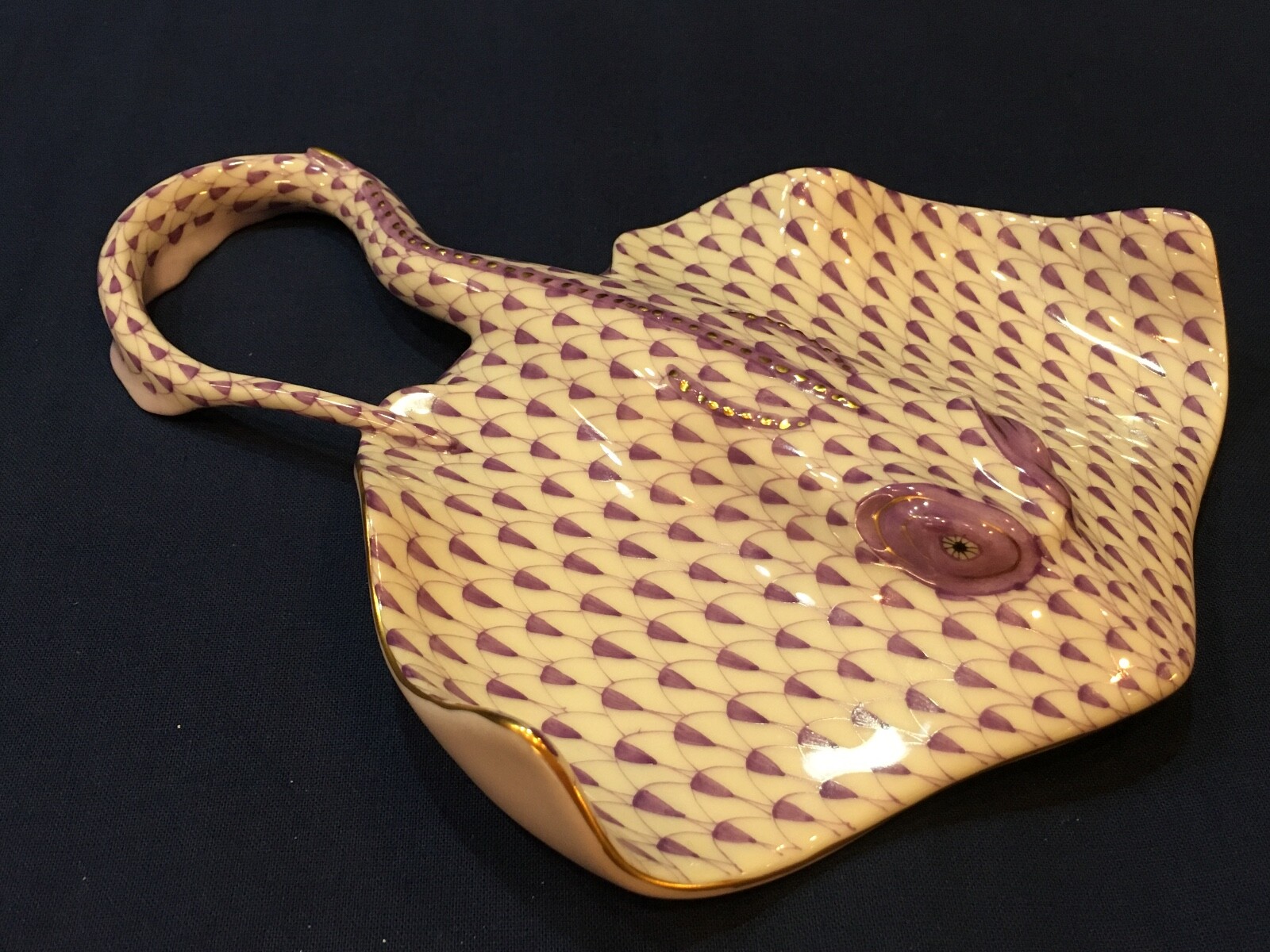 Herend- Large Stingray 8