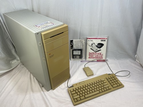 動作品！1992年 Apple Macintosh Quadra 950 33MHz ビンテージタワー型