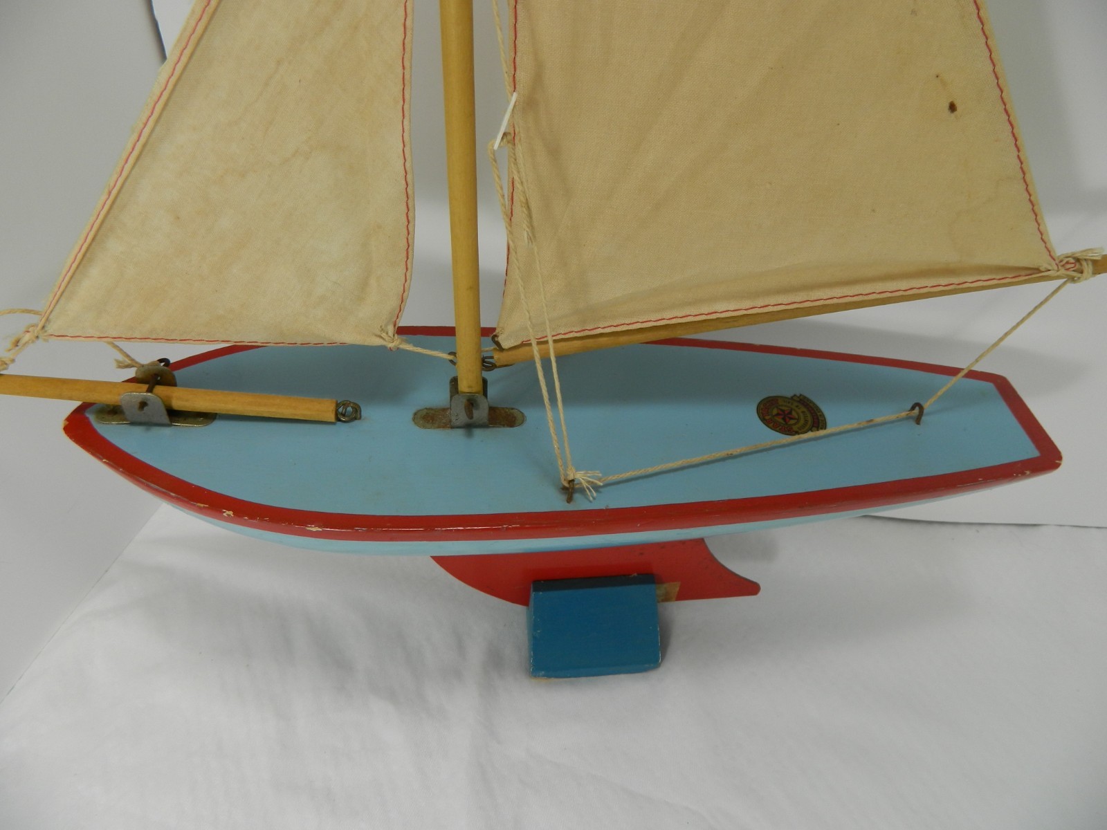 Vintage Star Yacht SY3 Red Sailboat Birkenhead Made In England Wooden Pond Boat