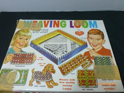 Vintage Weaving Loom Kit Lisbeth Whiting 1962 Original Instructions Collectible