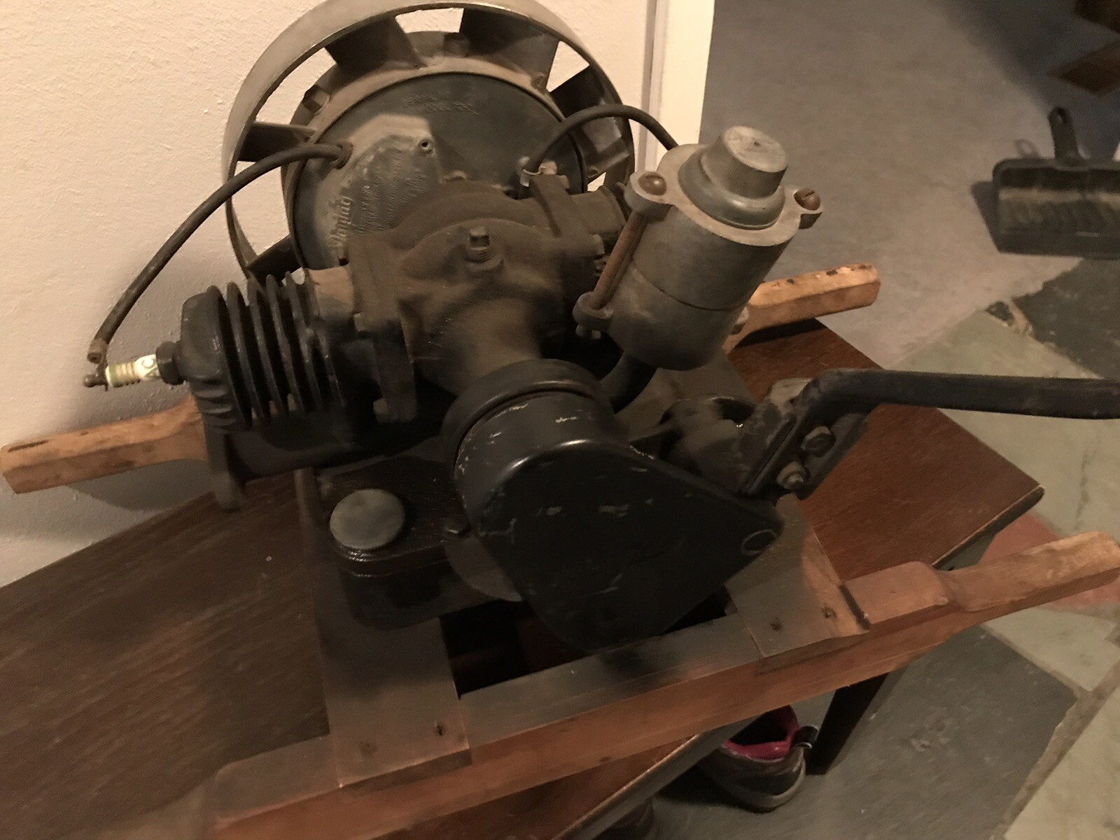 Nice Maytag Model 72 Twin Cylinder Gas Engine Motor on Skid for Display Runner