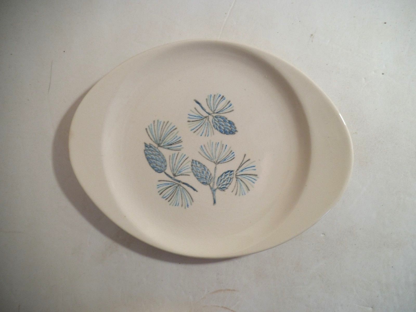 2 Vintage Stetson Marcrest Pottery Blue Spruse Oval Relish Trays Pine Cone