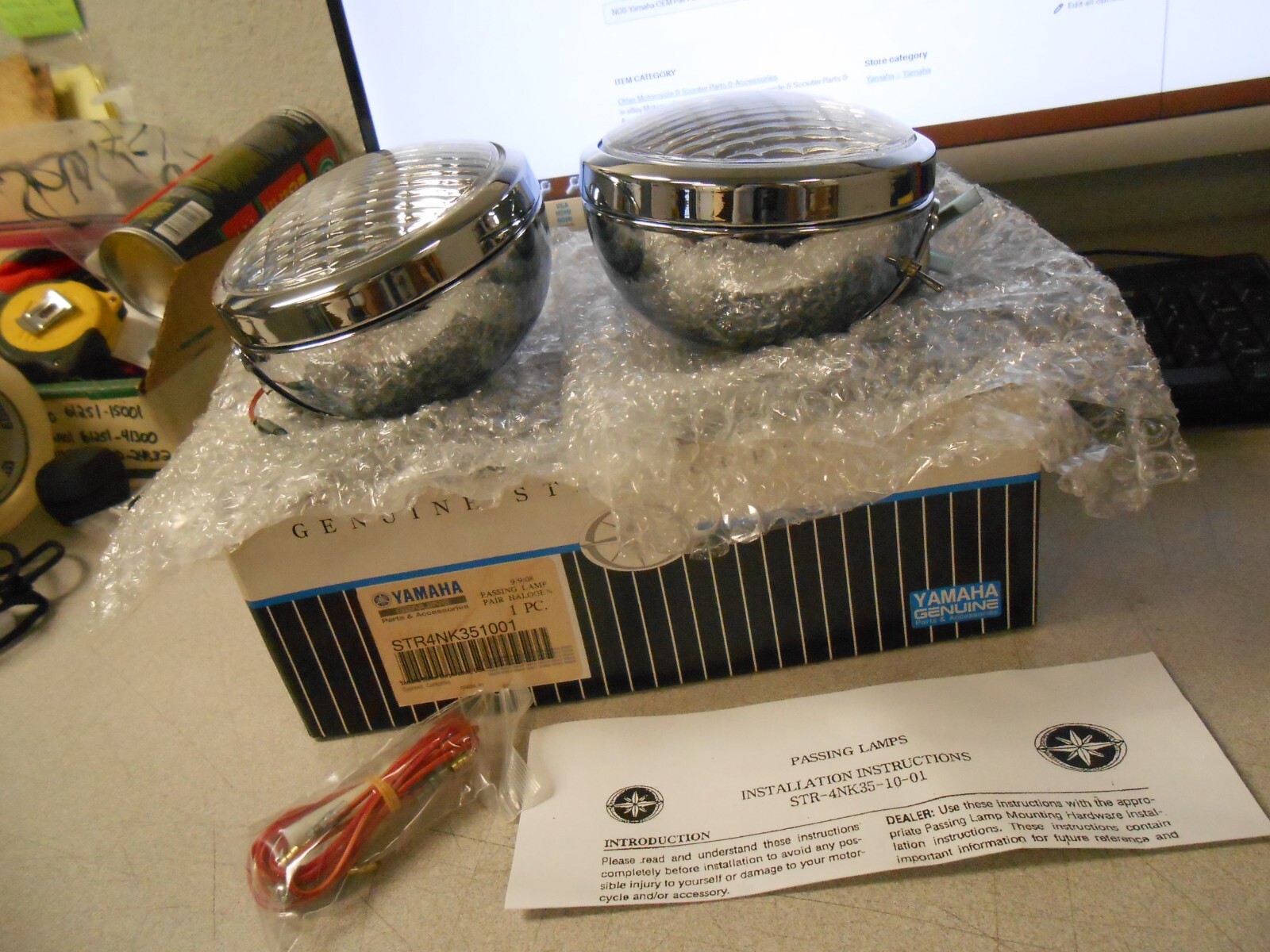NOS Yamaha OEM Pair Passing Halogen Lamps 09-16 V Star 1300 NOS Yamaha OEM Pair Passing Halogen Lamps 09-16 V Star 1300