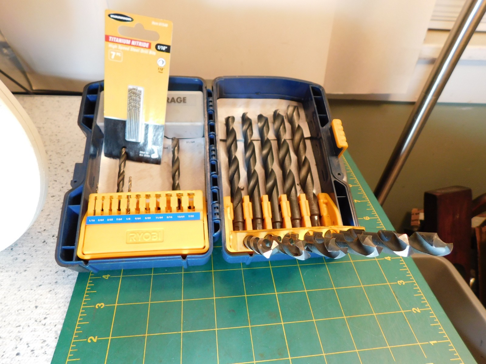 15pc New & Lightly Used Ryobi Drill Bit Set w/Storage Case +7-New 1/16