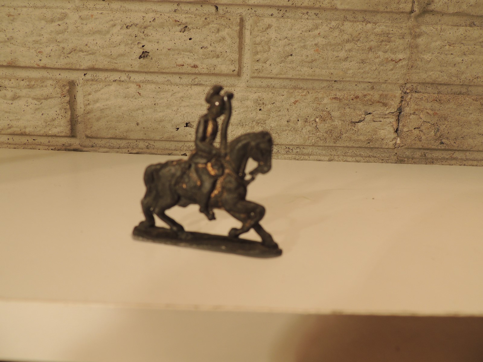 VINTAGE MOUNTED  OFFICER on HORSE figurine CAST IRON