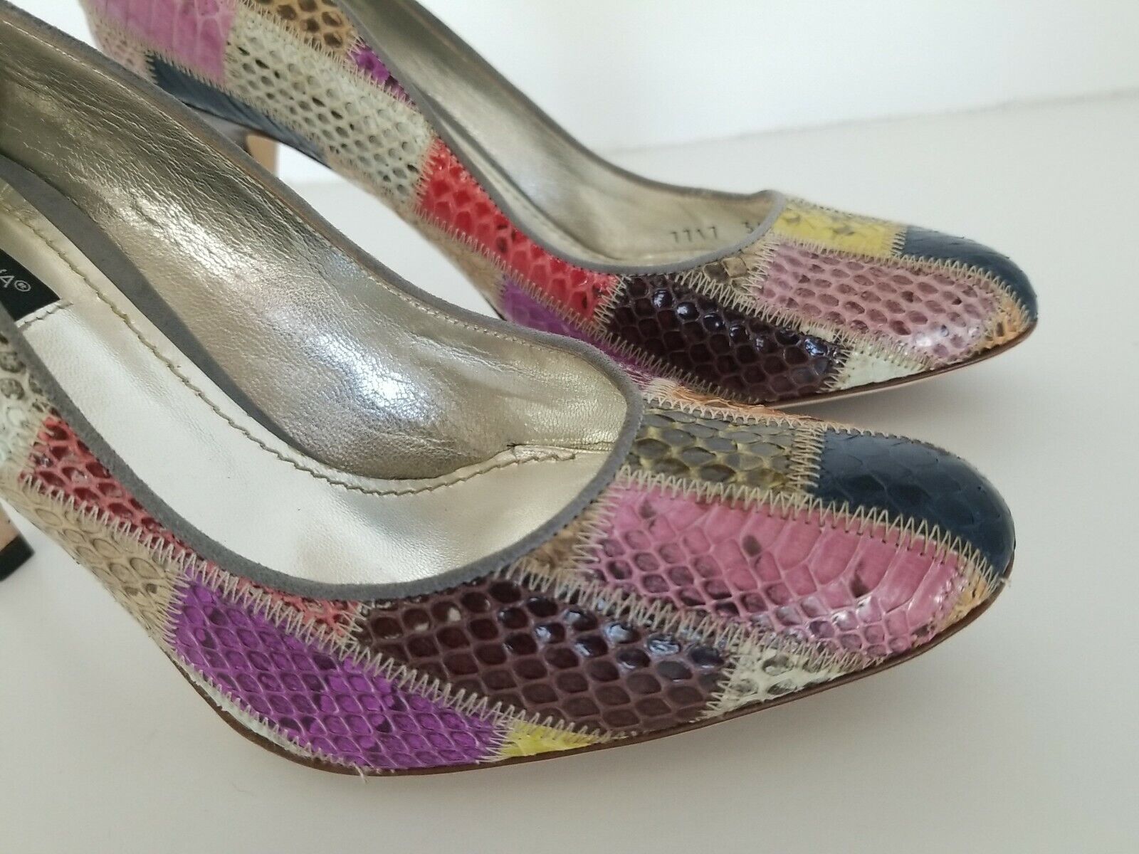 Dolce & Gabbana Round Toe Leather Slip On Multicolor Python Dolce & Gabbana Round Toe Leather Slip On Multicolor Python