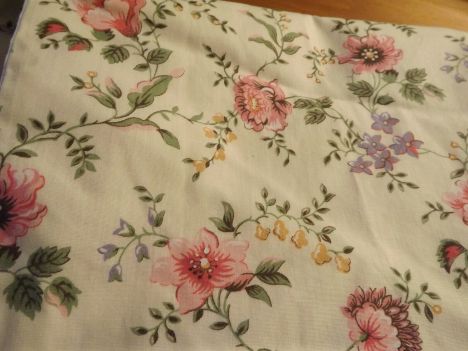 PINK  & PURPLE FLORAL VALANCE lined 40Wx21