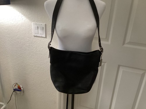 Vintage Coach Black Leather Bucket Shoulder Purse Classic