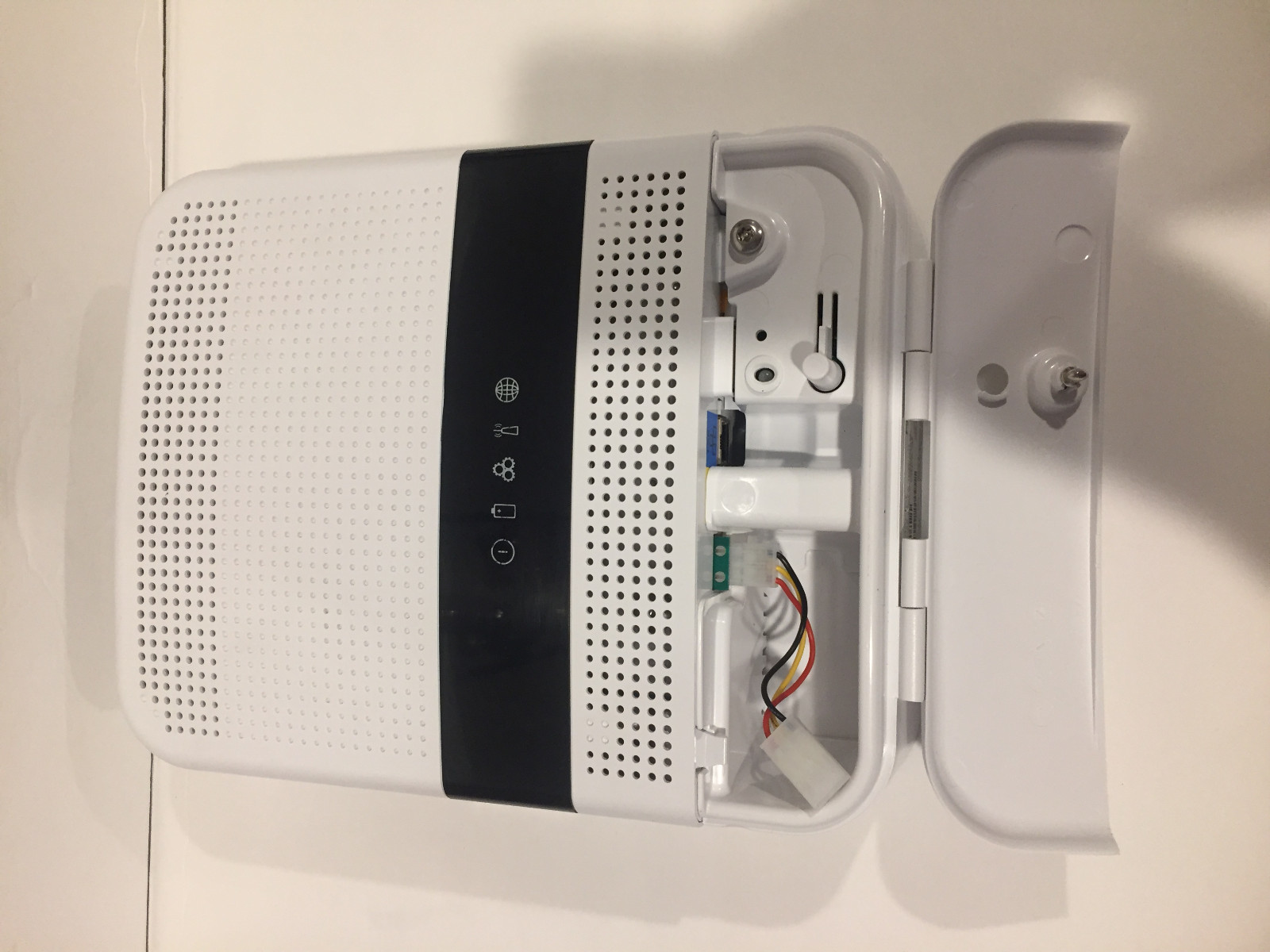 AT&T DIGITAL LIFE DLC-200C RESIDENTIAL FIRE AND BURGLAR CONTROL