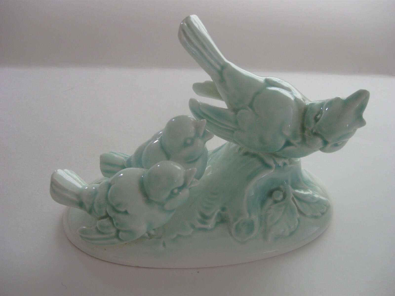 E R Erphila Germany Ceramic Birds Figure, Mother and 2 Babies, Excellent Shape!