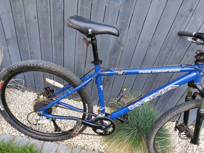 kona fire mountain bike in ok condition but needs some tlc.