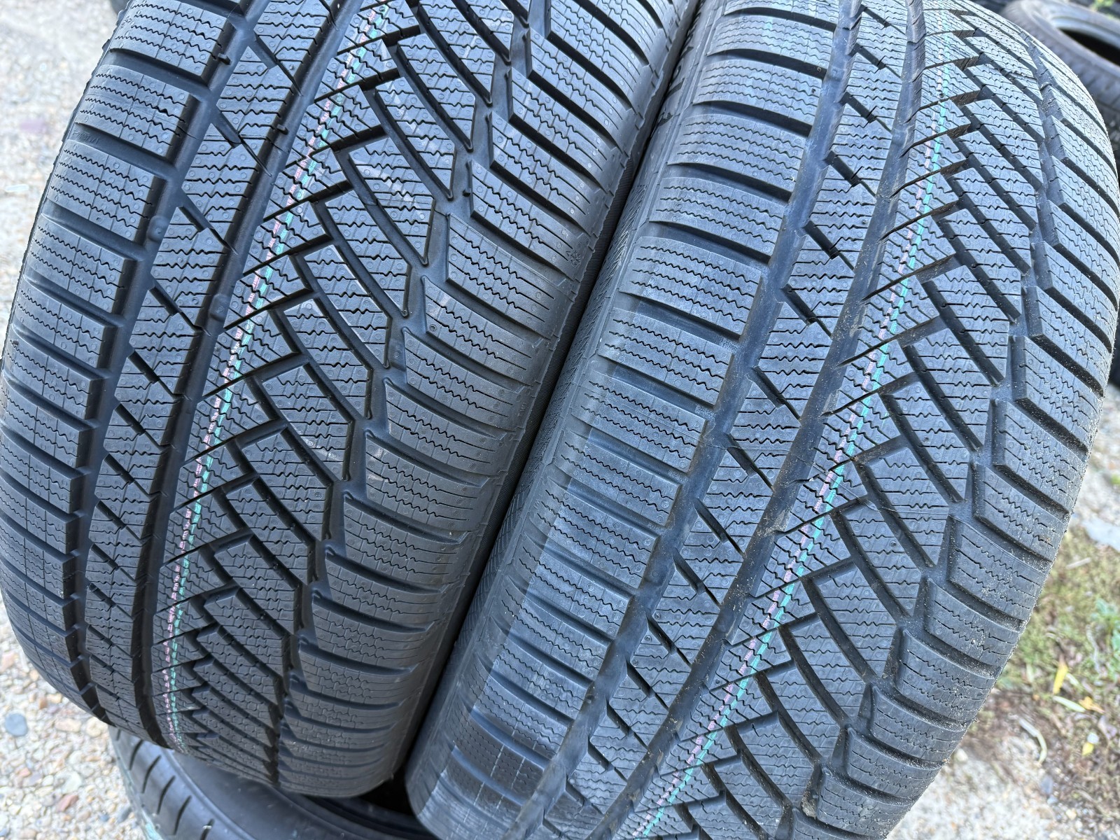 New 255 45 20 Continental, Winter, M+S, 101T, x1 Tyre (F1_tyres) FOB YD276