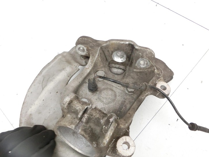 BMW 5er E61 LCI 07-10 3,0 200KW Achsschenkel Radnabe Links Vorne BMW 5er E61 LCI 07-10 30.06.2009 6760953... Vorschau 3