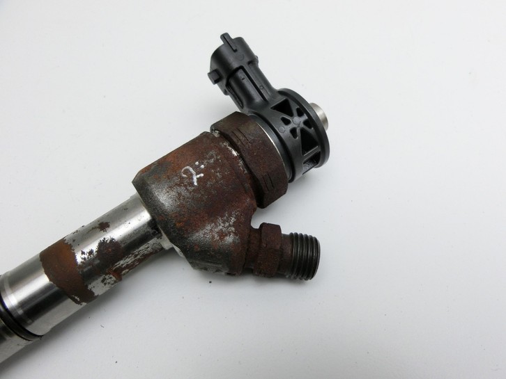 Hyundai PDE 17-20 1,4i 103KW Injektor Einspritzdüse Zyl.2 Hyundai PDE 17-20 28.03.2019 0445110589 33800-2A610 gebraucht Vorschau 3