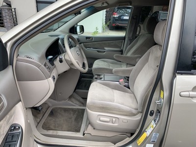 image 6 of interior