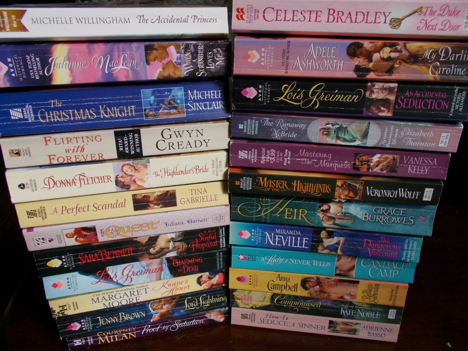 lot 24 historical romance PB like new condition