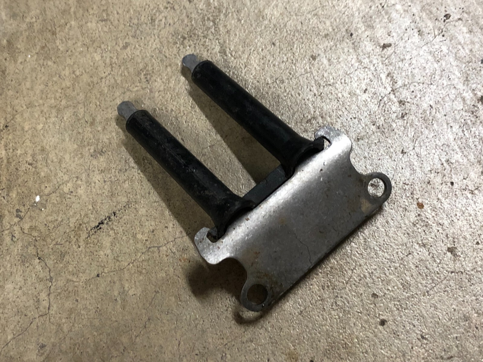 Seadoo LRV GTI 3D GTX RX DI Sportster OEM spark plug ground