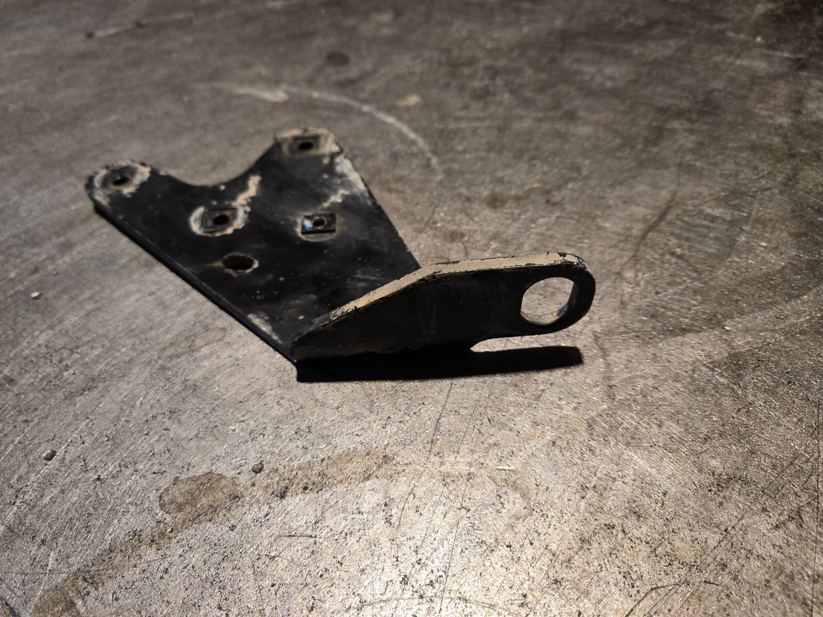 2020 6.7l CUMMINS Mopar 68366679AB Power Steering Pump Bracket - Picture 5 of 5