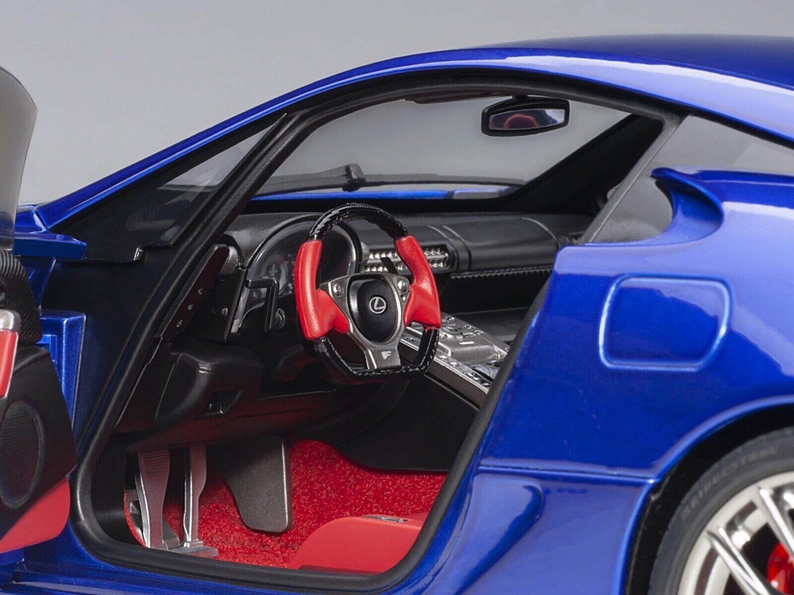オートアート　LEXUS LFA AUTOart 1:18 Scale Lexus LFA Nurburgring Package, Orange