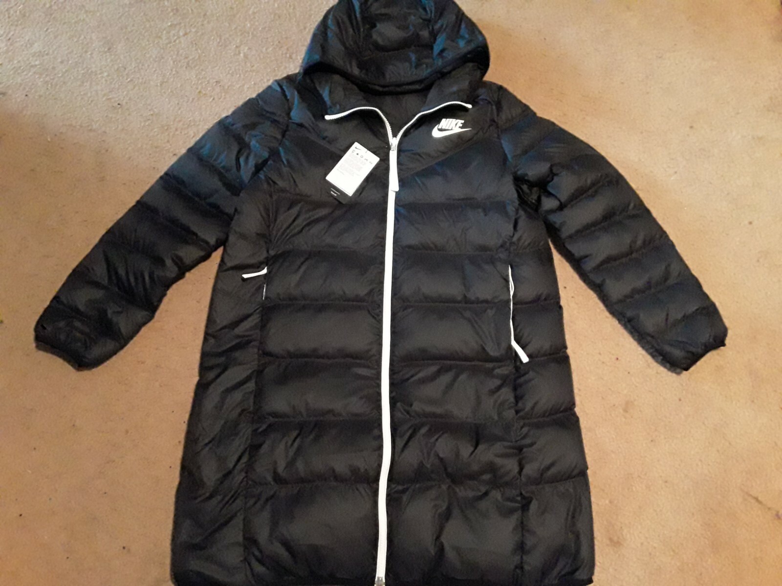 Nike Womens Sportswear Windrunner Down 