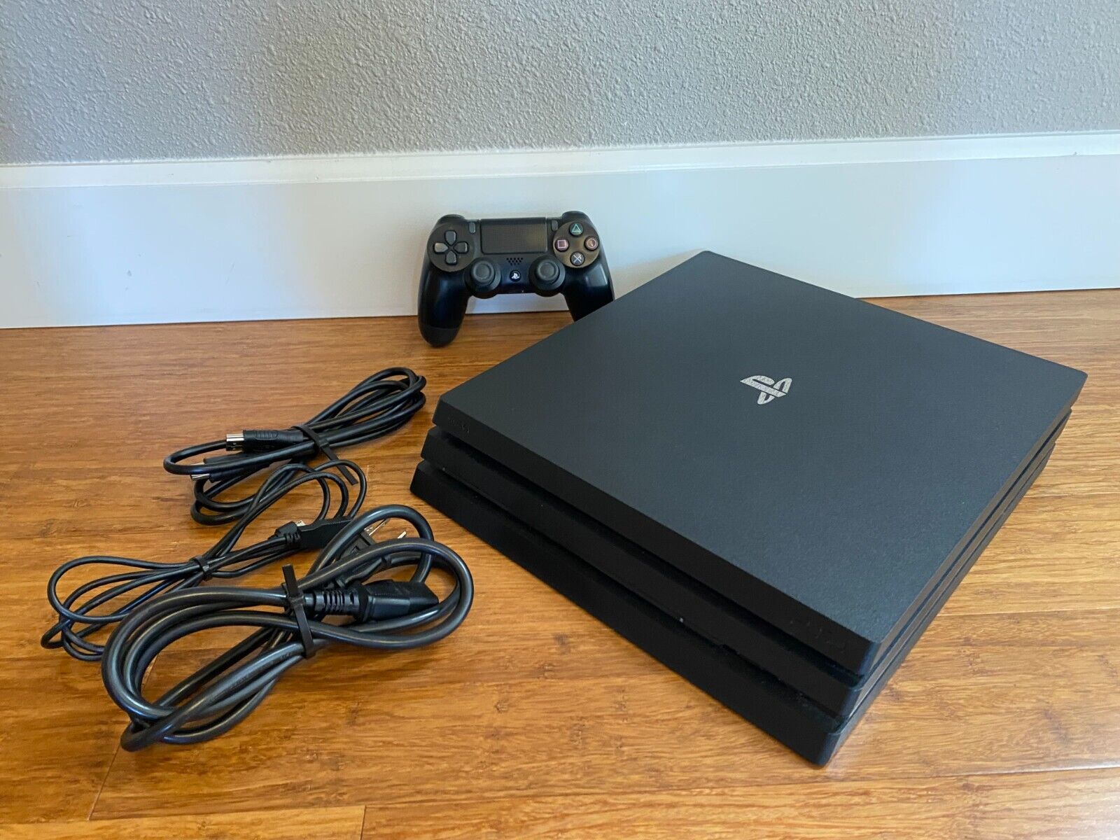 Sony PlayStation 4 Pro 1TB Console - Black 711719513605| eBay Sony PlayStation 4 Pro 1TB Console - Black 711719513605| eBay