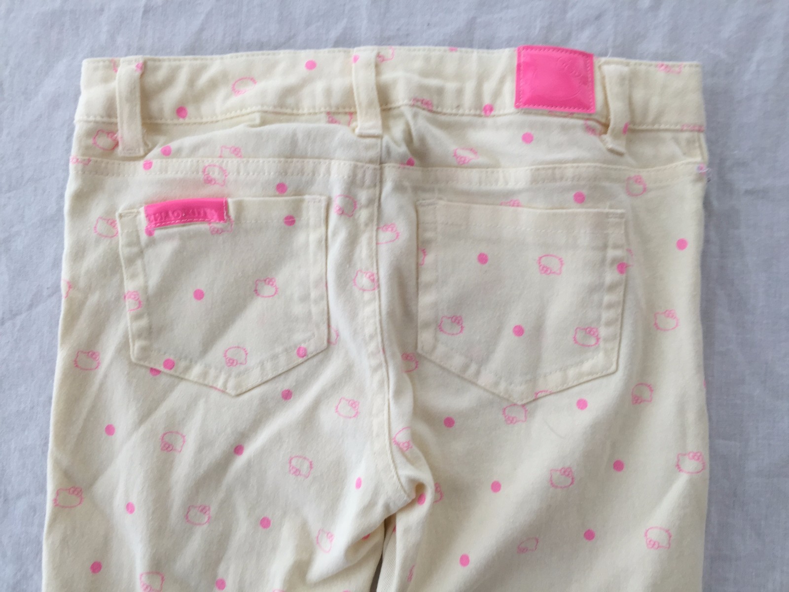 Hello Kitty by Sanrio Stretch Jeans Pants Vanilla Creme w/Pink Girls Size S