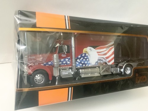 2002 Peterbilt 379 Custom Black w/ Flames | IXO Models
