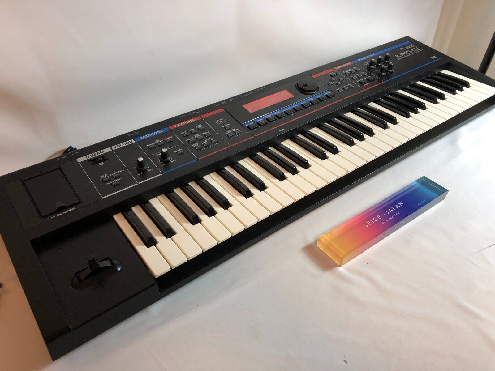 Roland Juno Di 61-Key Mobile Digital Keyboard Synthesizer Roland Juno Di 61-Key Mobile Digital Keyboard Synthesizer