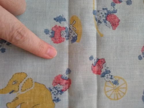 2+ Yard Vintage Cotton Fabric Juvenile Kids Baby CIrcus Elephant Clowns 46