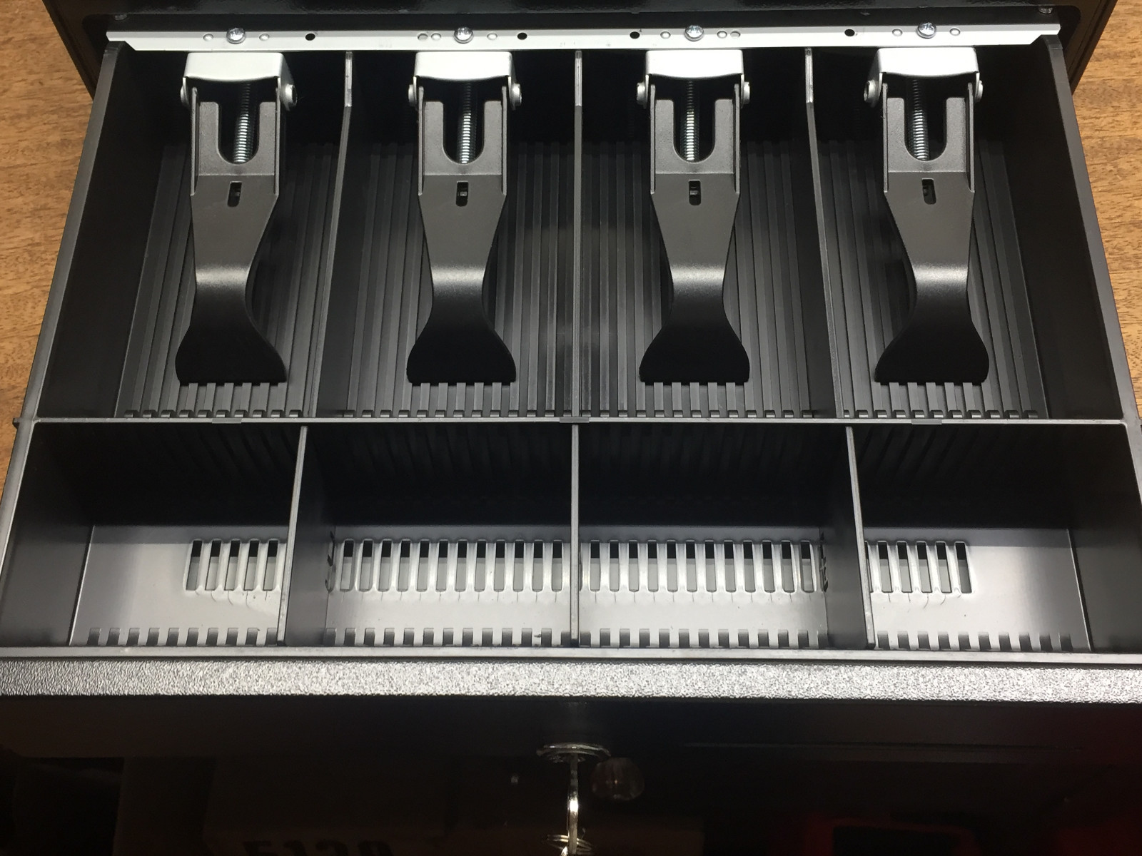 NCR Cash Drawer Model 2167-3000-9090 with POS connection cables~ 2 Keys included