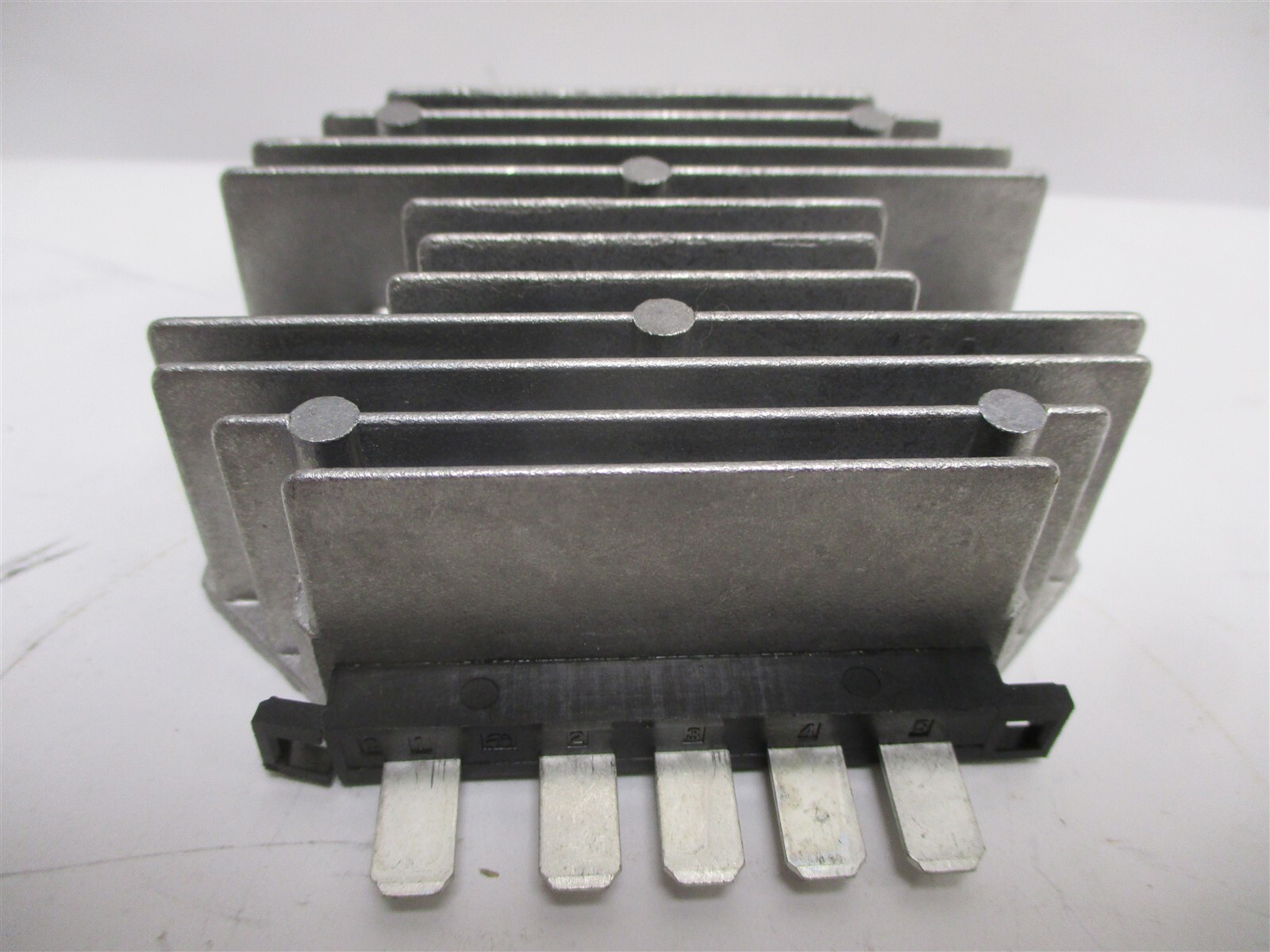 19844-64600 GENUINE KUBOTA VOLTAGE REGULATOR RS51 5-TERMINAL