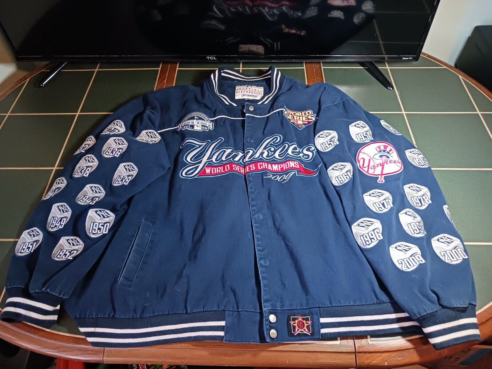 MLB New York Yankees 2009 World Series Champions Jacket 6XL MLB New York Yankees 2009 World Series Champions Jacket 6XL