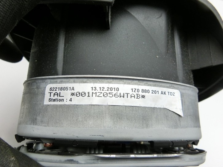 Skoda Superb 3T5 08-13 Lenkrad Airbaglenkrad Skoda Superb 3T5 08-13 21.01.2011 3T0419091K 3T0419091KE74... Bild 7
