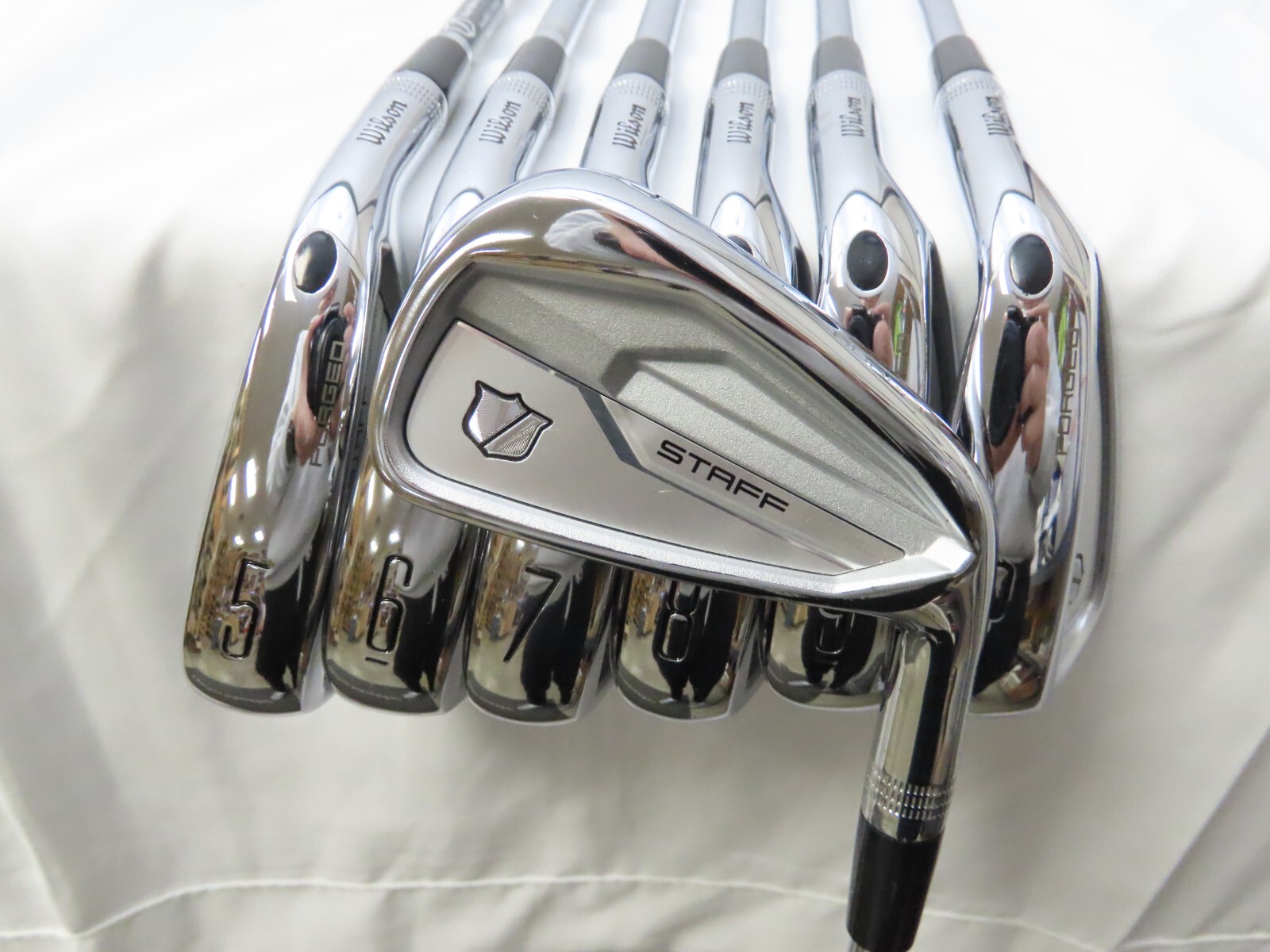 【美品】Wilson Staff PROTOUR ゴルフバッグ 極美品】Wilson Staff PROTOUR ゴルフバッグ Amazon | Wilson