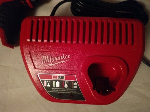 NEW!! Milwaukee 2494-22 M12 Cordless Combo Drill Kit