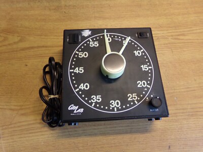 GRALAB MODEL 300 PHOTOGRAPHY TIMER