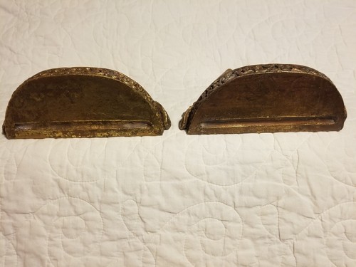 2 Vintage Carved RESIN Cherub Wall Sconce Shelf Accent Decor 8.5