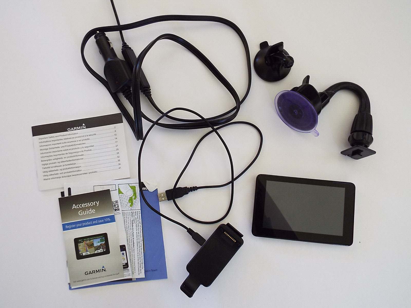 Garmin Nuvi 3590LM Portable Navigation System